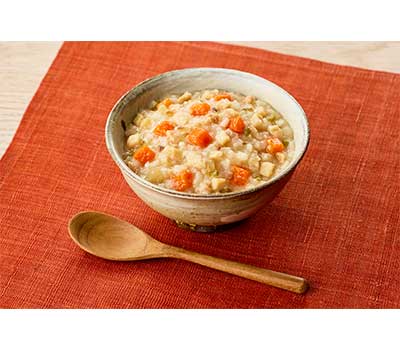 介護食 レトルト やわらか食 まんぷく日和 鶏五目釜めし 100g アサヒグループ食品 ムース食 ミキサー食 歯ぐきでつぶせる 区分2 介護食品 おかず