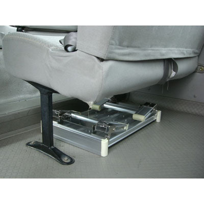 (代引き不可) 車両乗降ステップ ユニバステップコンパクト H180 シルバー シンドー (介護 ステップ 折りたたみ) 介護用品
